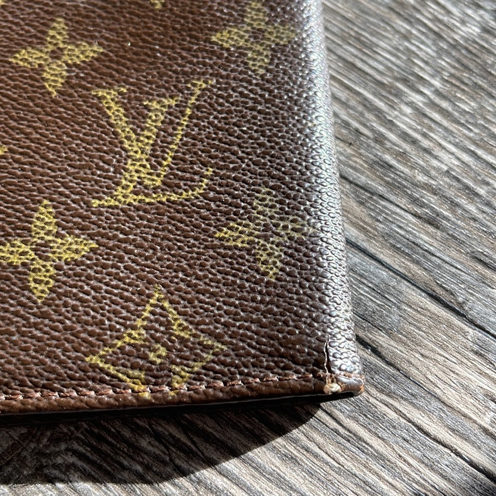 *sold* Vintage Louis Vuitton Billfold Wallet - Picture 7 of 8